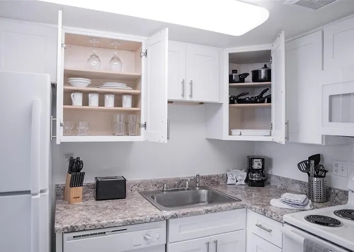 Apartament 113-fully Furnished 1br Suite-prime Location
